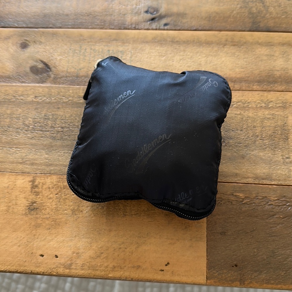 Saddlemen zip around bag. Motorcycle. Travel. New. Unisex.